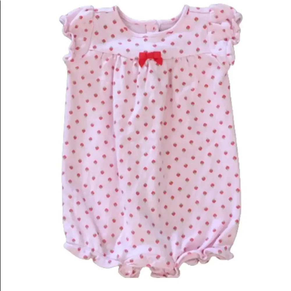 Gymboree 2015  Strawberry Romper Size 12-18 months